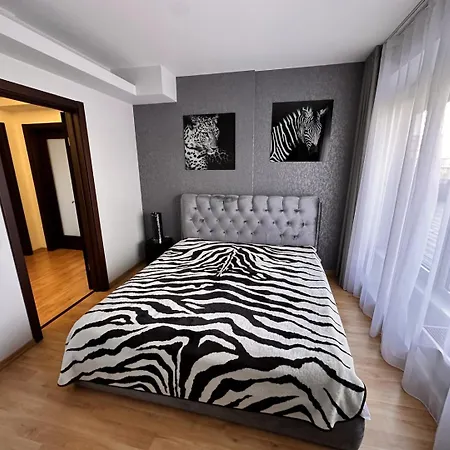 Delux Penthouse & Dzīvoklis