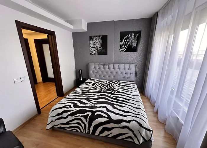 Delux Penthouse & Dzīvoklis