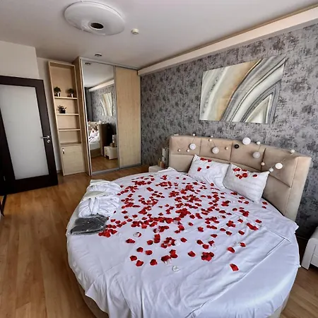 Delux Penthouse &